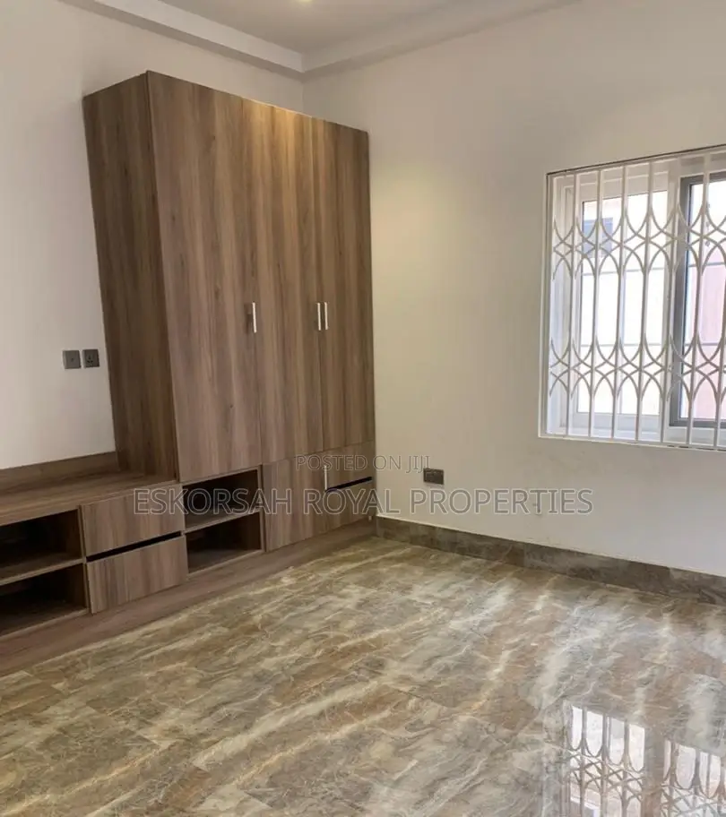4bdrm House in East Legon , Adjiriganor for rent