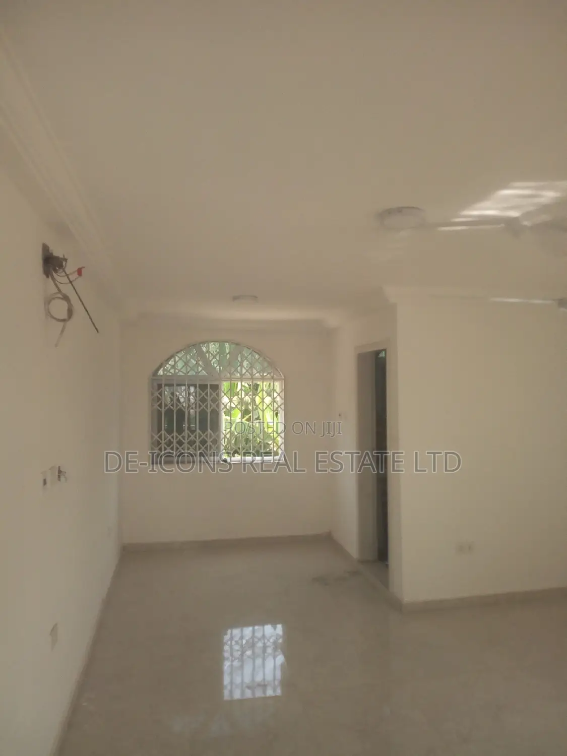 2bdrm Duplex in De-Icons Real Estate, Awutu Senya East Municipal