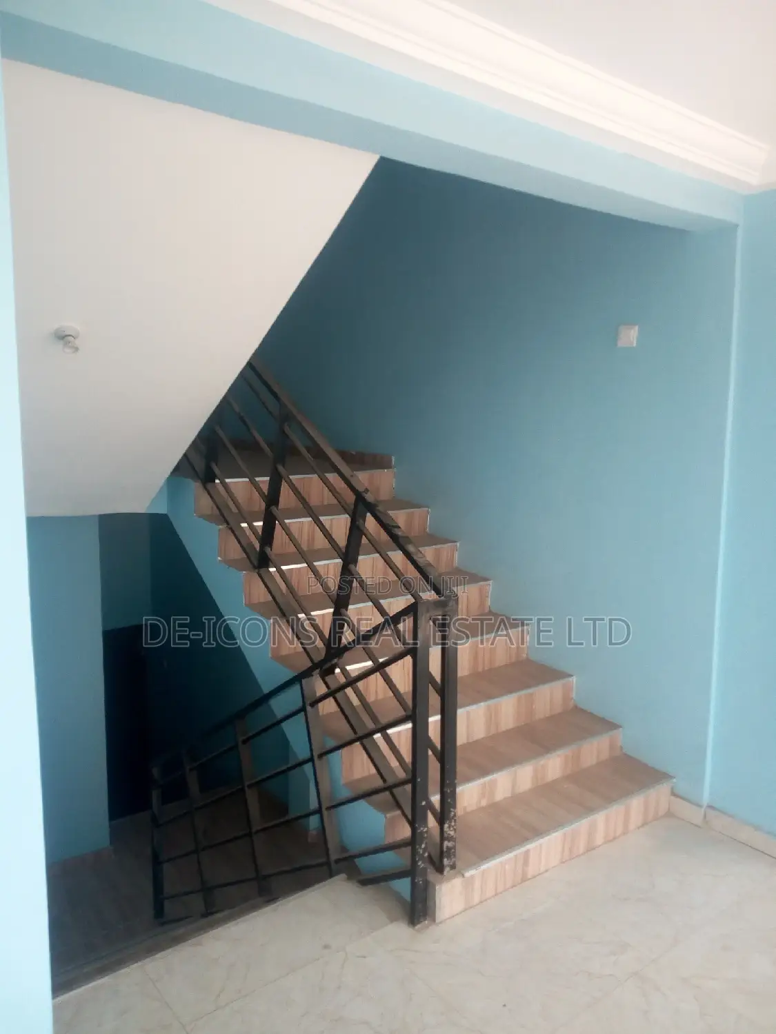 2bdrm Duplex in De-Icons Real Estate, Awutu Senya East Municipal
