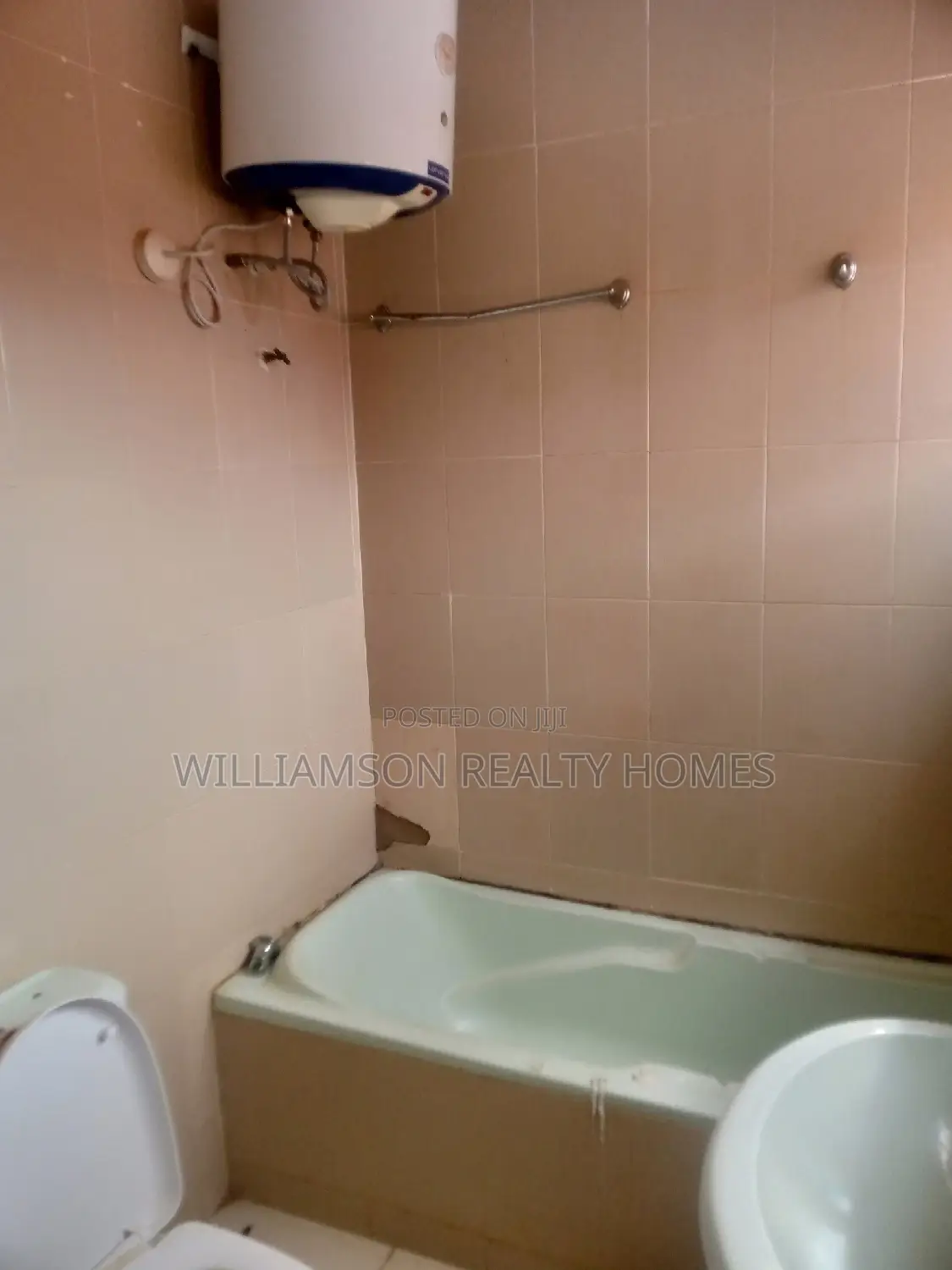 3bdrm House in Devtraco Estate, Spintex for rent