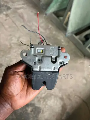 Hyundai Elantra 2014 2015 2016 Trunk Boot Lock