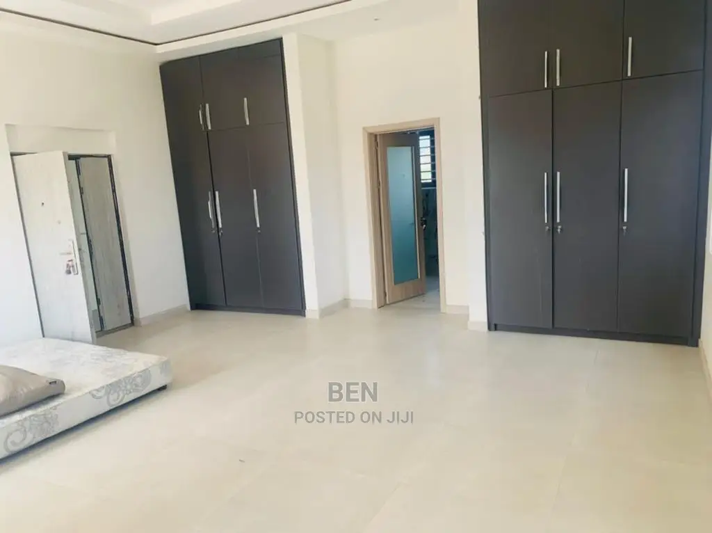 4bdrm House in Ashongman Estate for sale