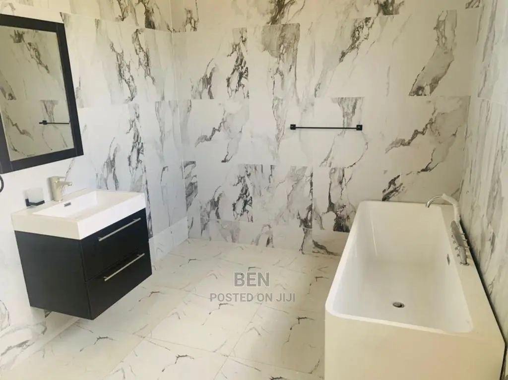 4bdrm House in Ashongman Estate for sale