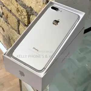 New Apple iPhone 7 Plus 32 GB Black