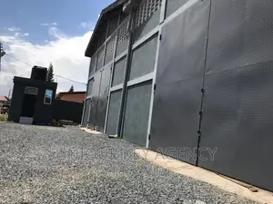 400 Square Meters Space to Let
