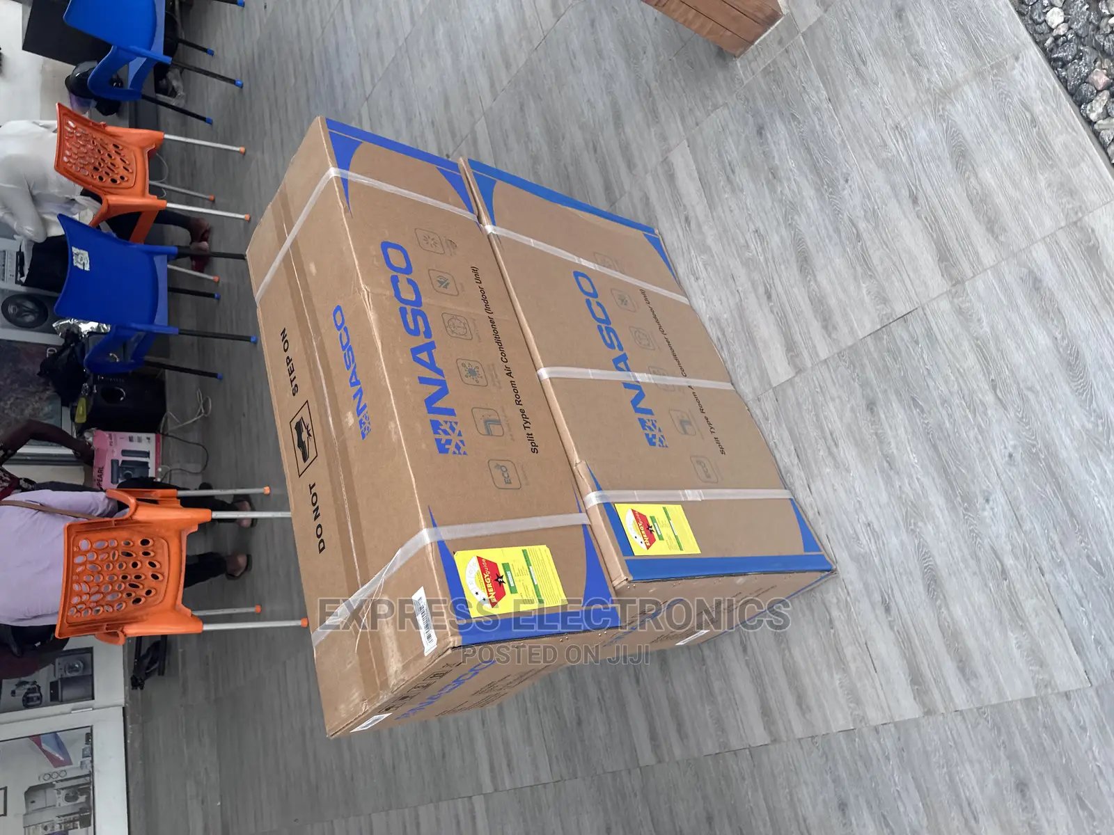 Auto Defrosting Sleek Look  1.5ho Split R410 Gas Nasco AC