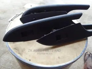 Toyota Corolla Door Rollers (Switch)