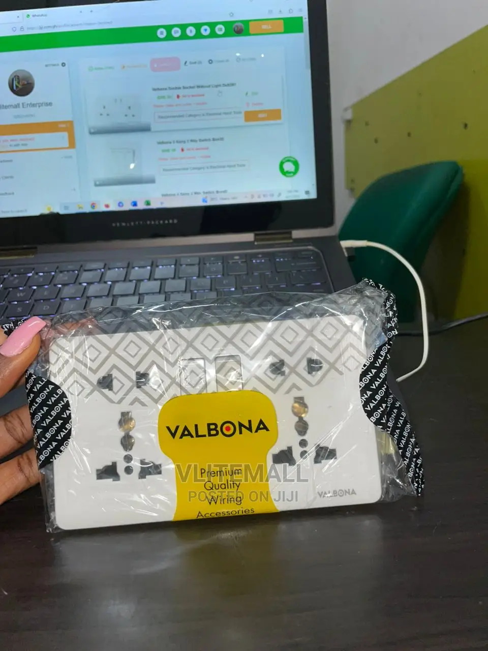 Valbona Double Multi Socket With 2 Pins DOB264