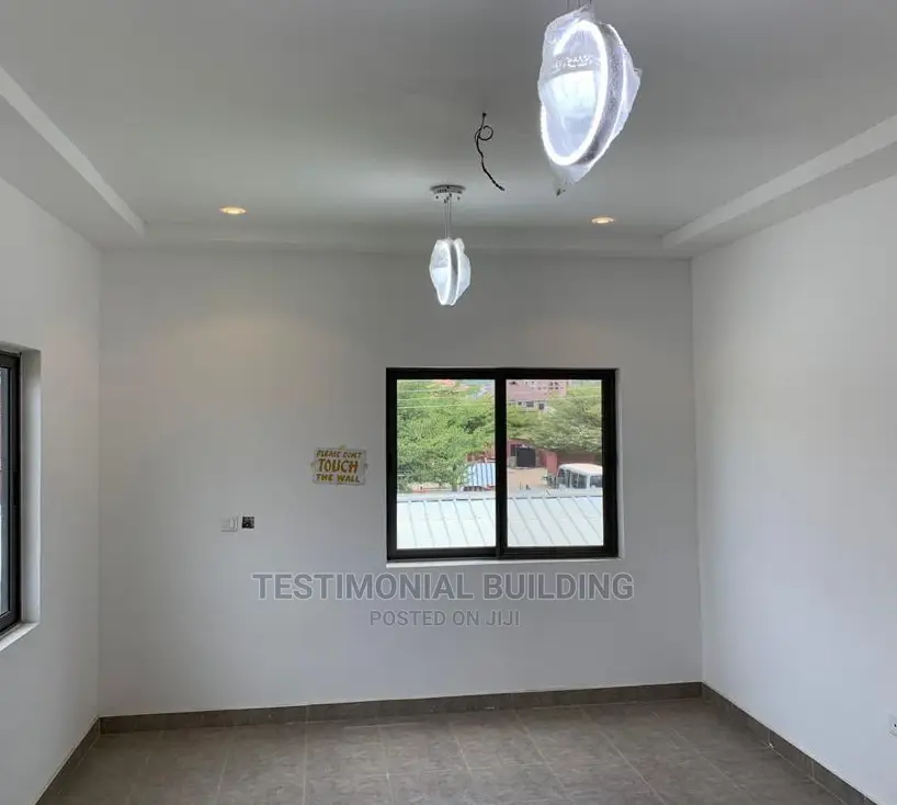 4bdrm House in Testimonial Building, Oyarifa for sale