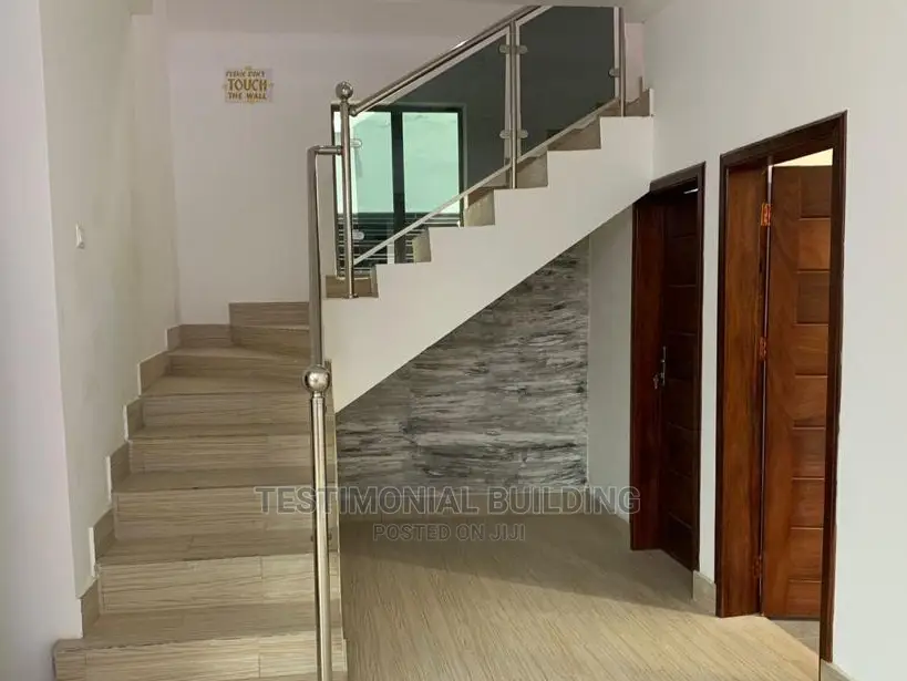 4bdrm House in Testimonial Building, Oyarifa for sale
