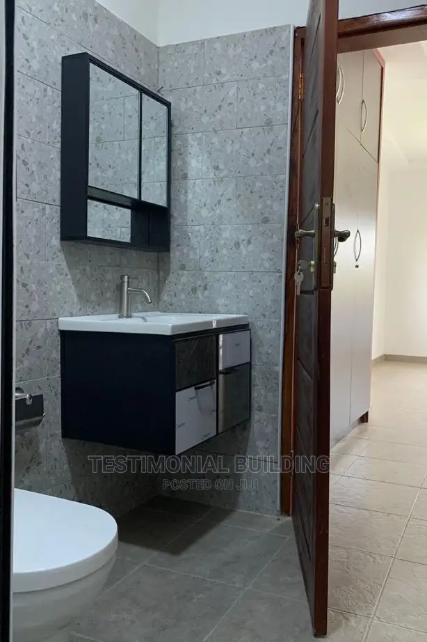 4bdrm House in Testimonial Building, Oyarifa for sale