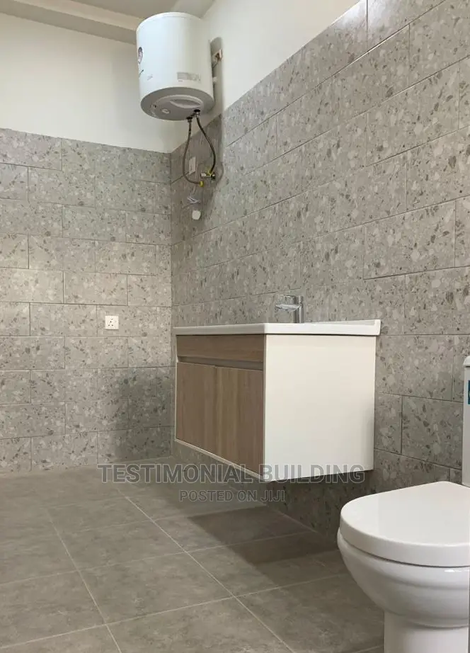 4bdrm House in Testimonial Building, Oyarifa for sale