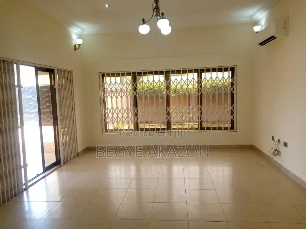 3bdrm House in Trazacco, East Legon for rent