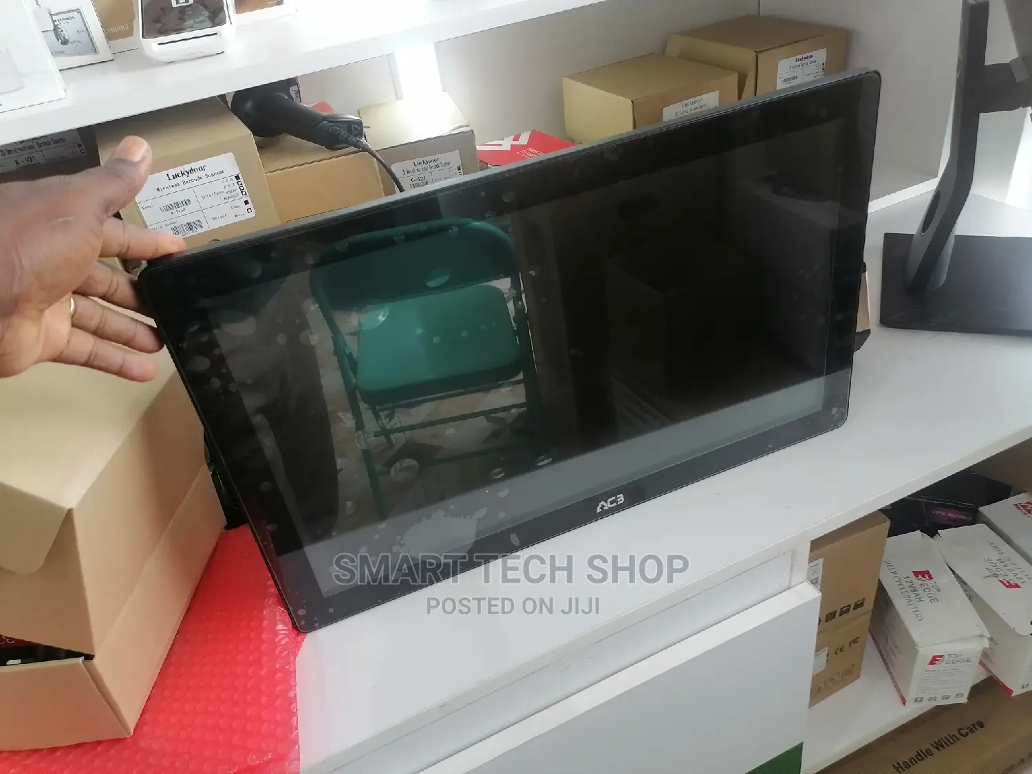 Touch Screen Kitchen Display System for Restaurants