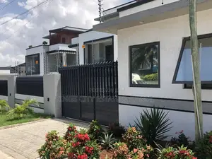 5bdrm House in Multi-Choice, Abelemkpe for sale
