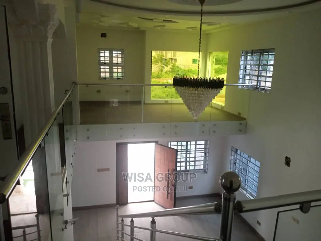 6bdrm Duplex in Wisa Groups, Accra Metropolitan for rent