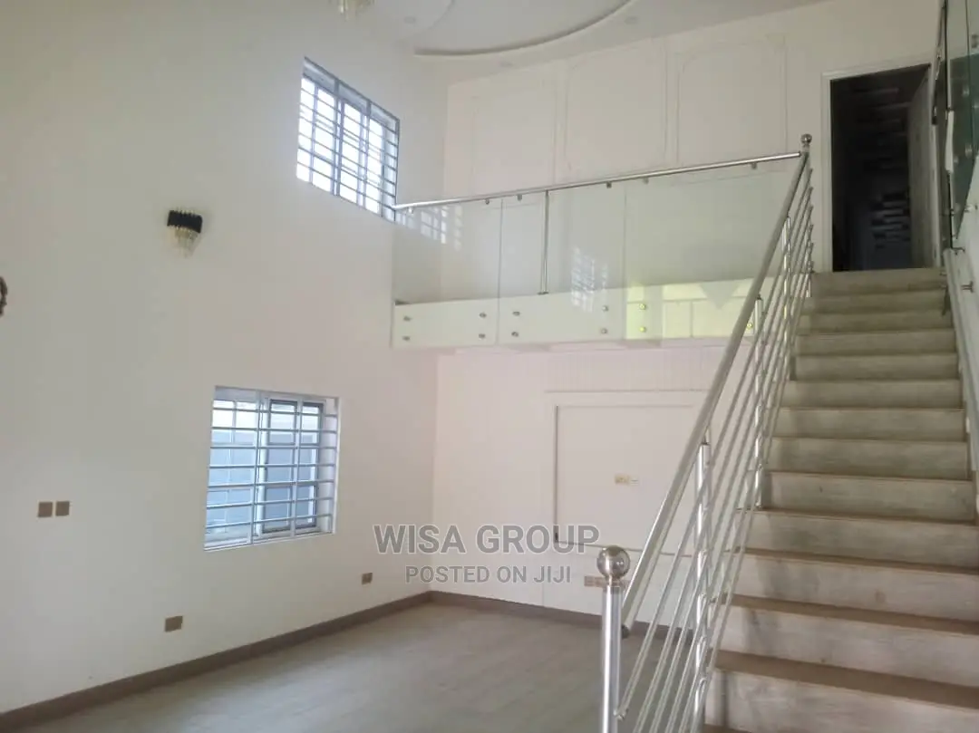 6bdrm Duplex in Wisa Groups, Accra Metropolitan for rent