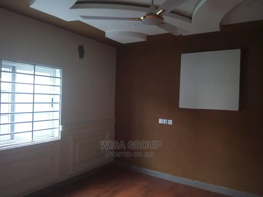 6bdrm Duplex in Wisa Groups, Accra Metropolitan for rent