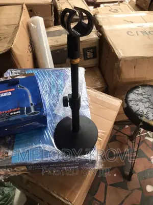 Affordable Tabletop/Desktop Microphone Stand