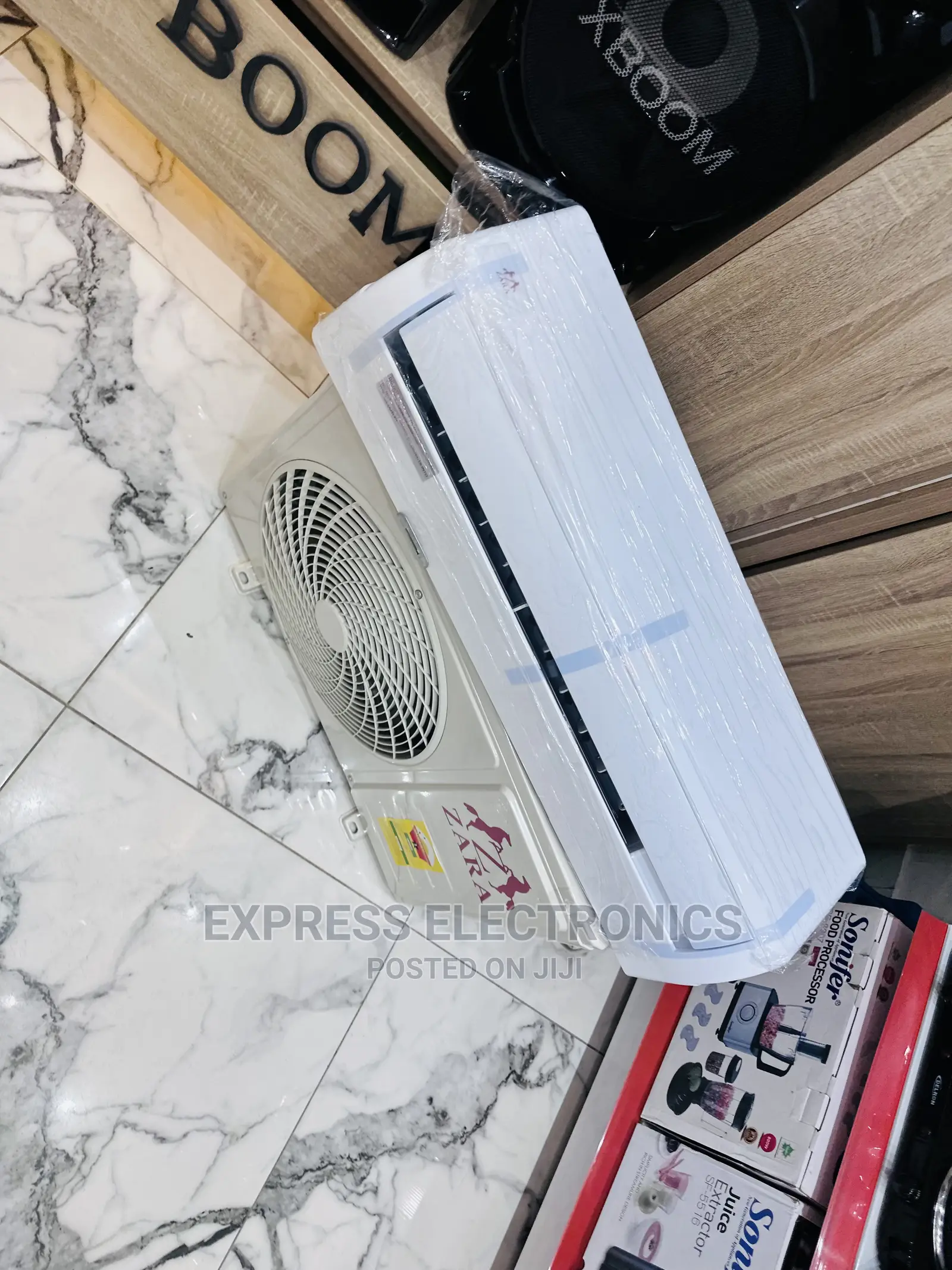 White Split R410 Gas 1.5hp Zara Dual Compressor