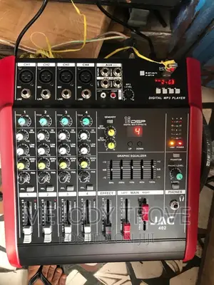 JAC 402 Powered Amplified Mixer