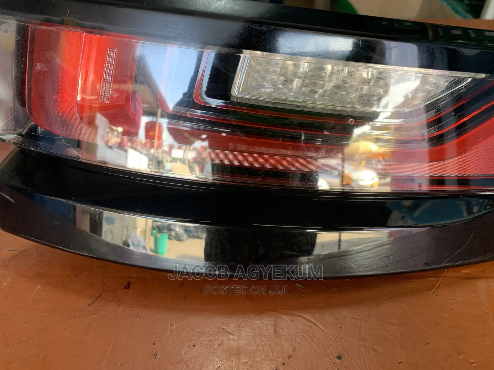 Range Rover Velar Back Light 2018