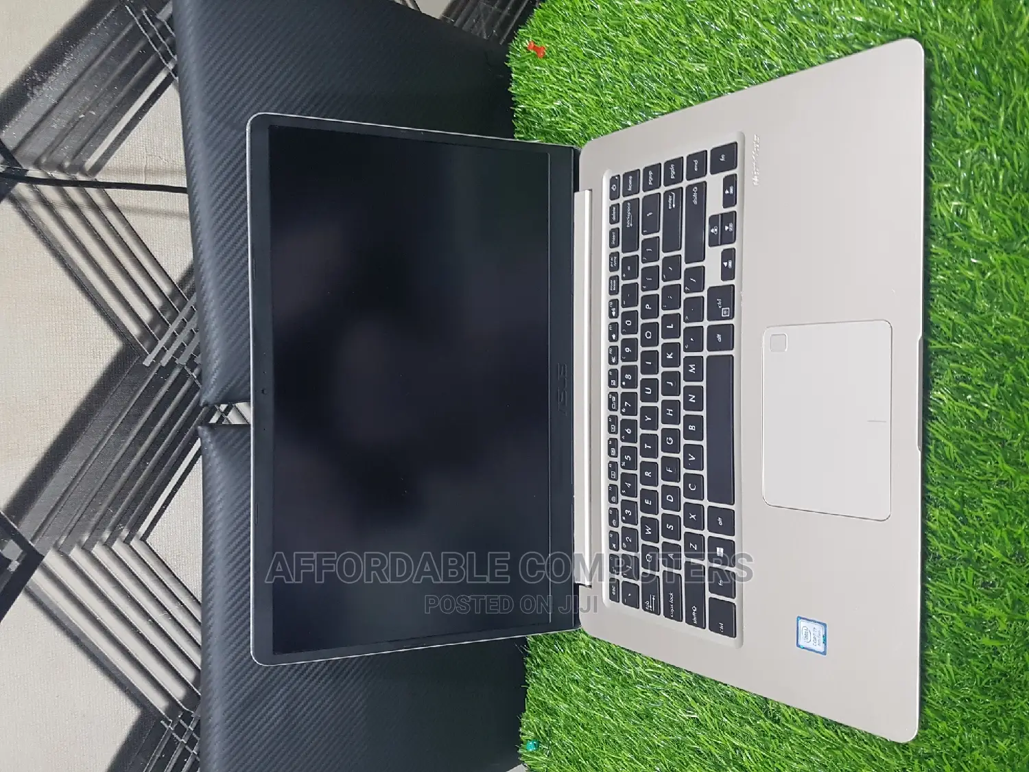 New Laptop Asus X501A 8GB Intel Core I3 SSD 256GB