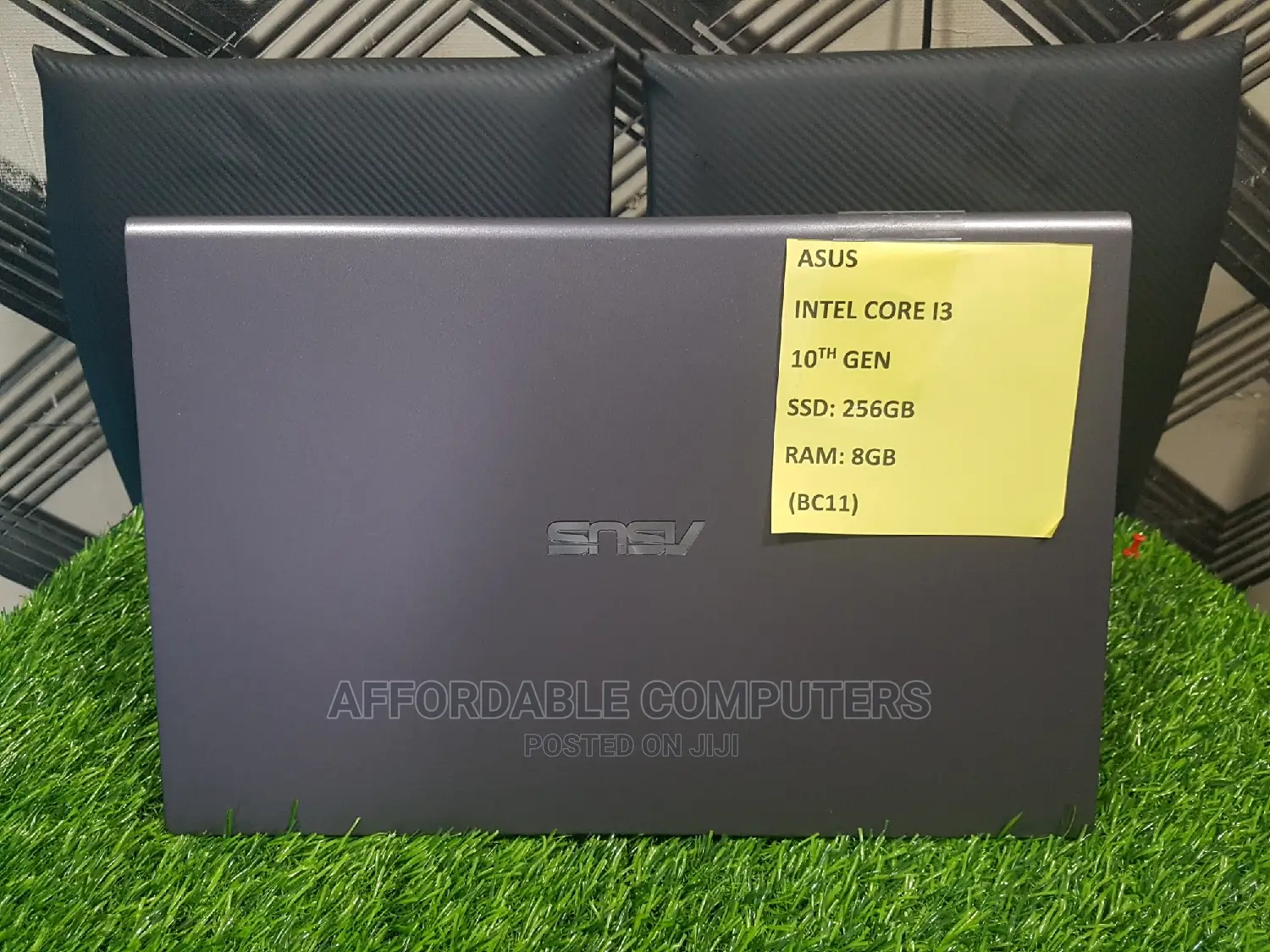 New Laptop Asus X501A 8GB Intel Core I3 SSD 256GB