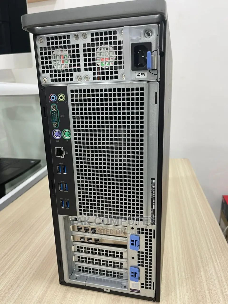 Desktop Computer Dell Precision 5820 32GB Intel Xeon HDD+SSD 1.5T