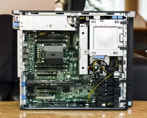 Desktop Computer Dell 40GB Intel Xeon HDD+SSD 1T