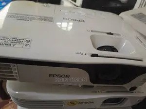 Quality Projectors at Affordable Prices Used but Powerful