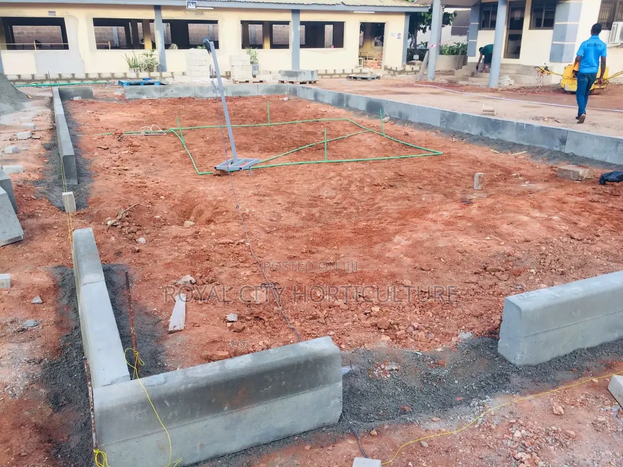Landscaping, Flowering,Lawns Maintenance,Pruning Andplanting