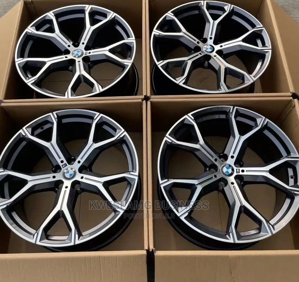BMW X7 2021