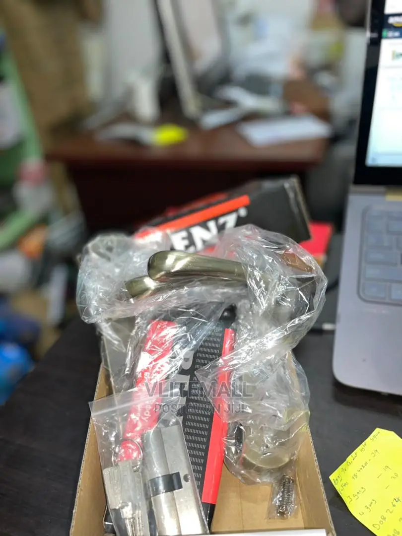 Renz Quality Door Lock