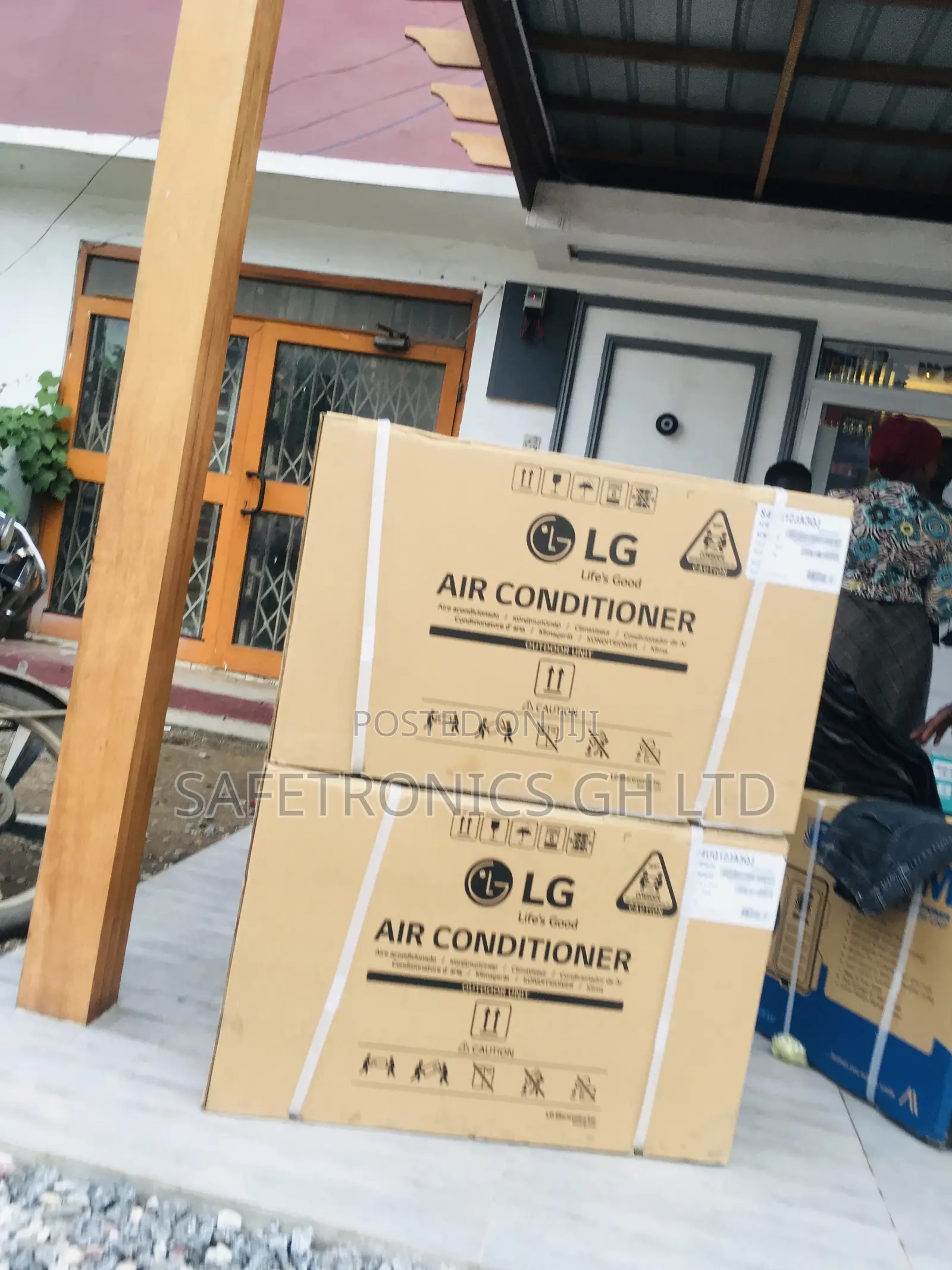 LG 1.5hp Low Noise Airconditioner Dual Inverter 