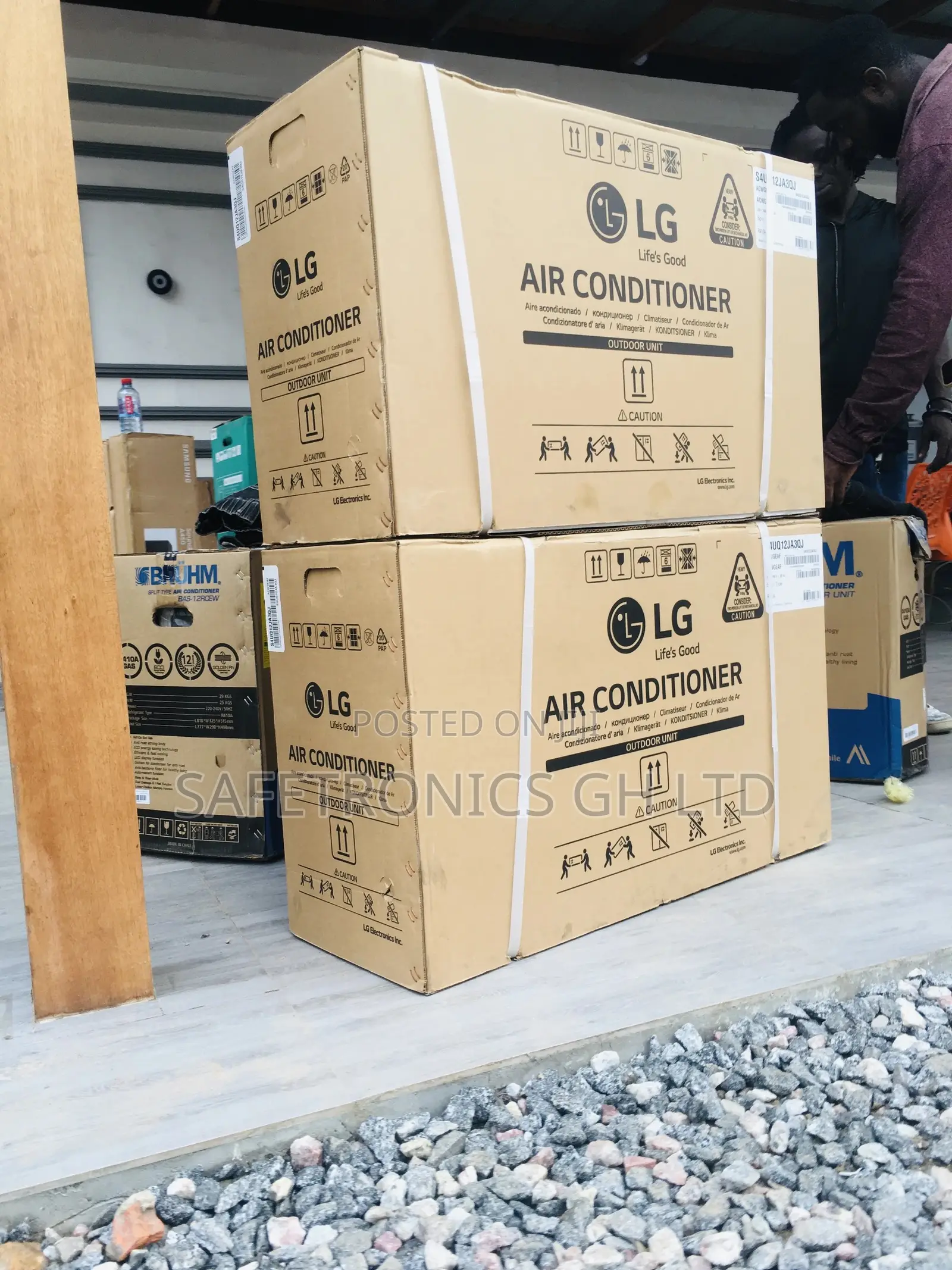 Air Conditioner Split System 1.5hp LG Dual Inverter