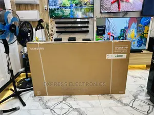 High Quality Contrast (2022) Samsung UHD Screen 65”Bu8072