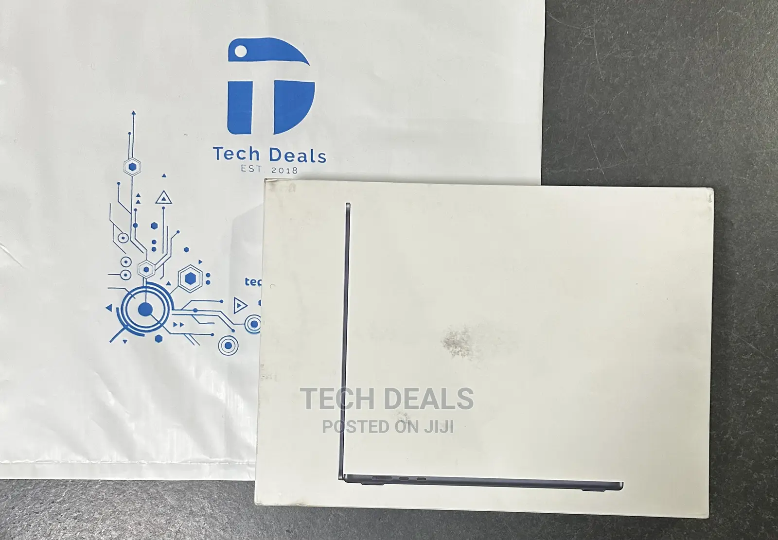 New Laptop Apple MacBook Air 8GB Apple M2 SSD 256GB