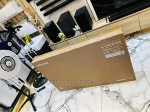 Triluminos UHD Smart Display Samsung 50”Bu8000 Tv