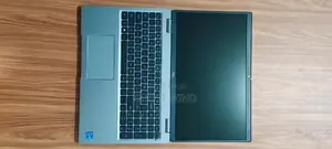 Laptop Dell Latitude 5529 16GB Intel Core I5 HDD+SSD 512GB