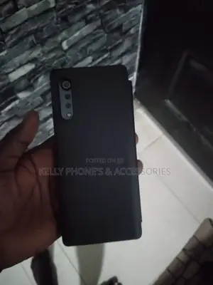 New LG Velvet 128 GB Black