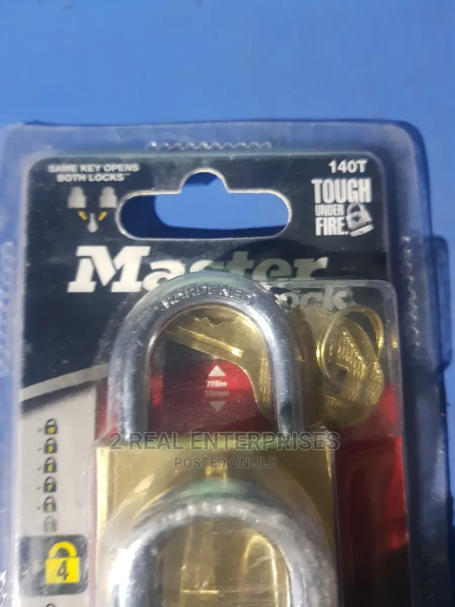 Master Lock 2 Padlocks One Key Strength 4 140t