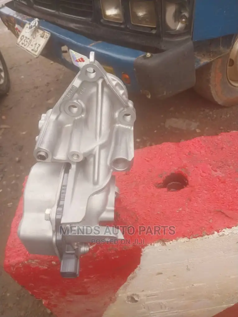 Toyota Rav 4 Electronic Water Pump 2020 in Abossey Okai - Vehicle Parts