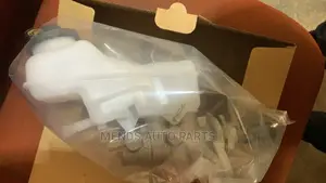 Toyota Corolla 2009 Brake Pot /Master Cylinder