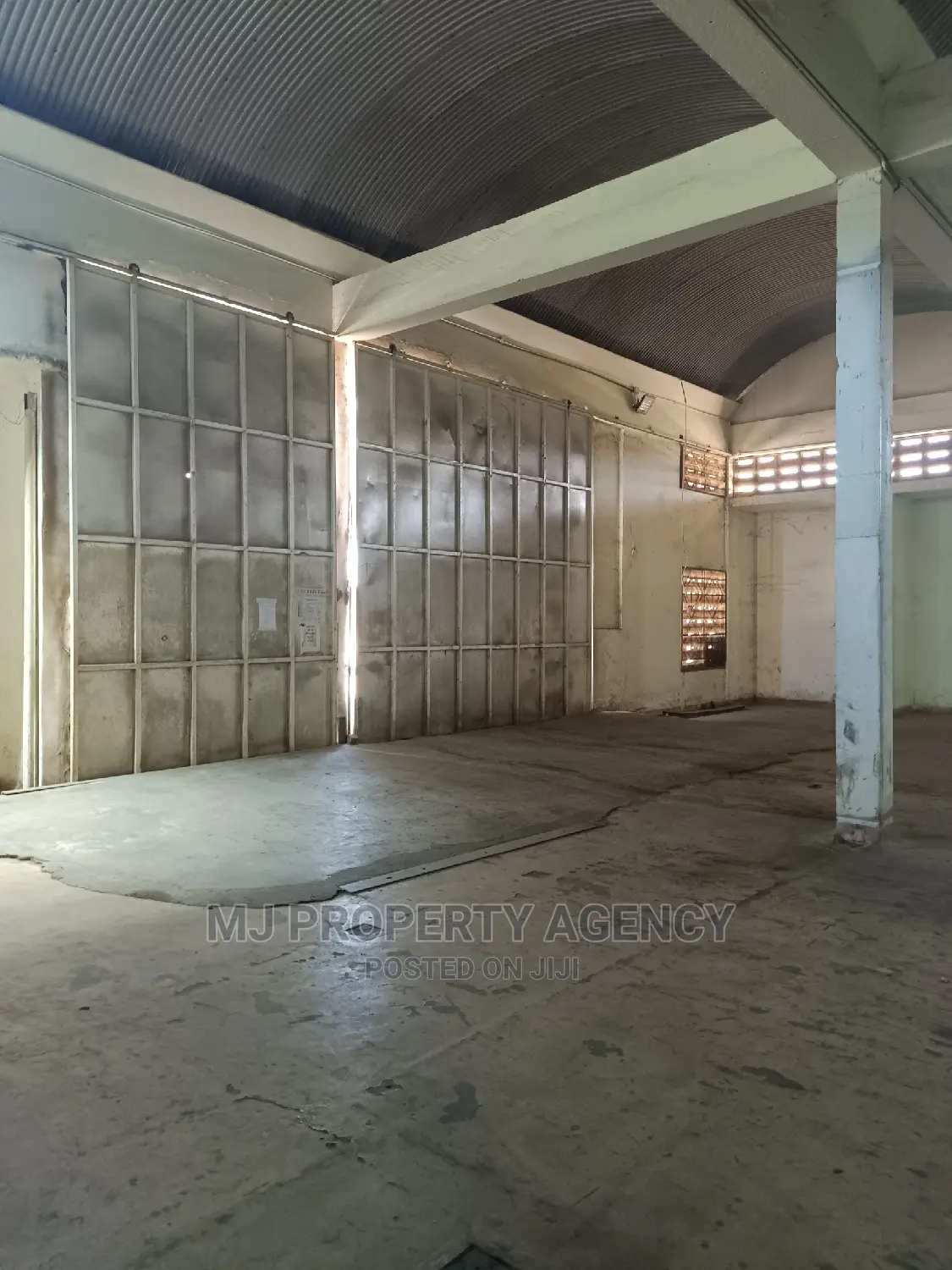 1350sqm Custom Bonded Warehouse
