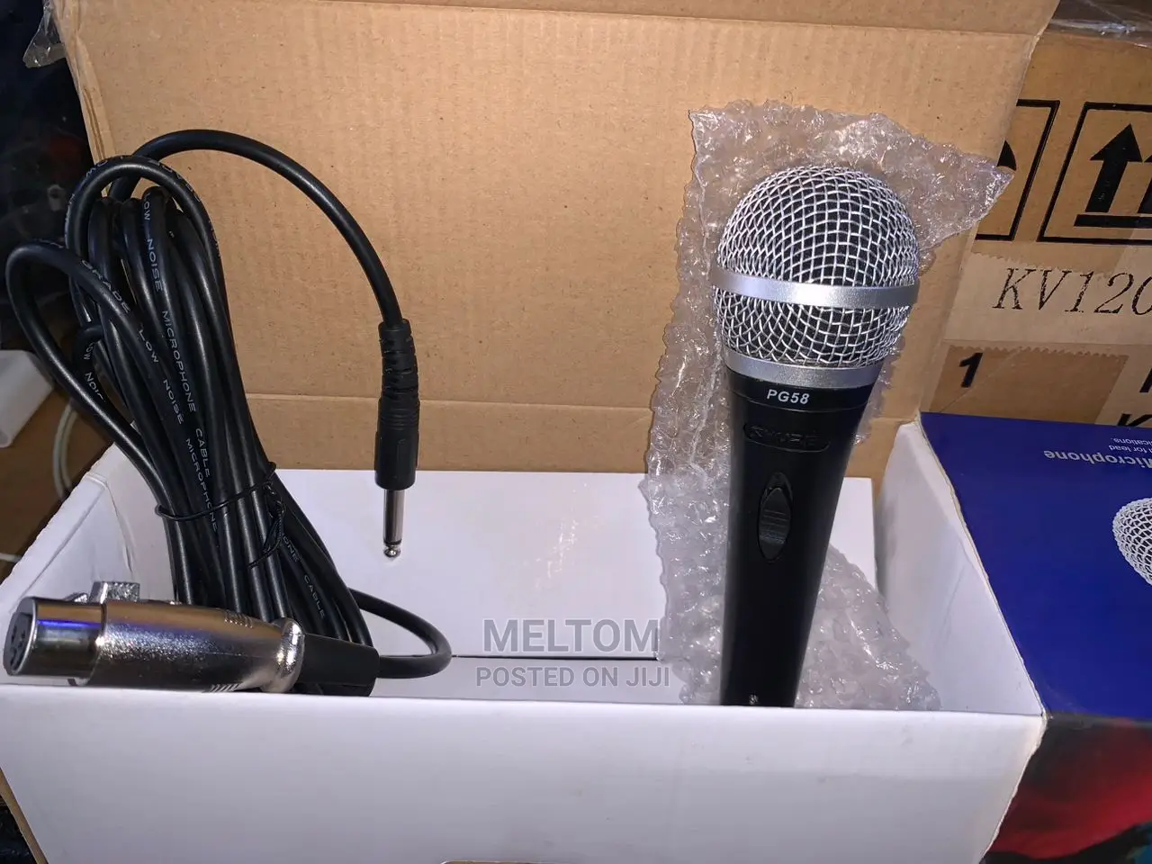 Cord Microphone (Shure)
