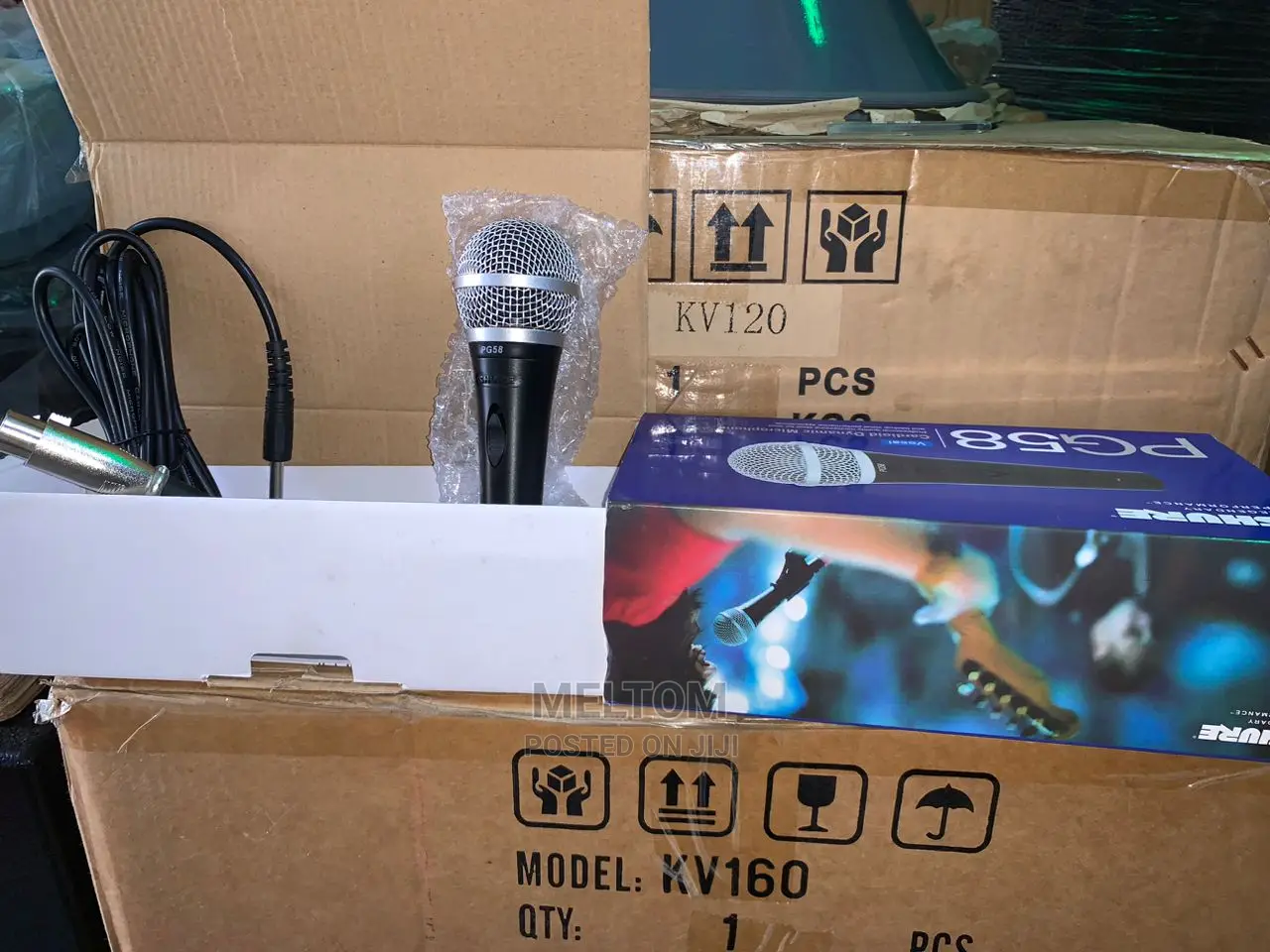 Cord Microphone (Shure)