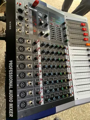 8channels Powered Amplified Mixer (Yamaha)