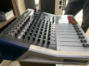 8channels Powered Amplified Mixer (Yamaha)