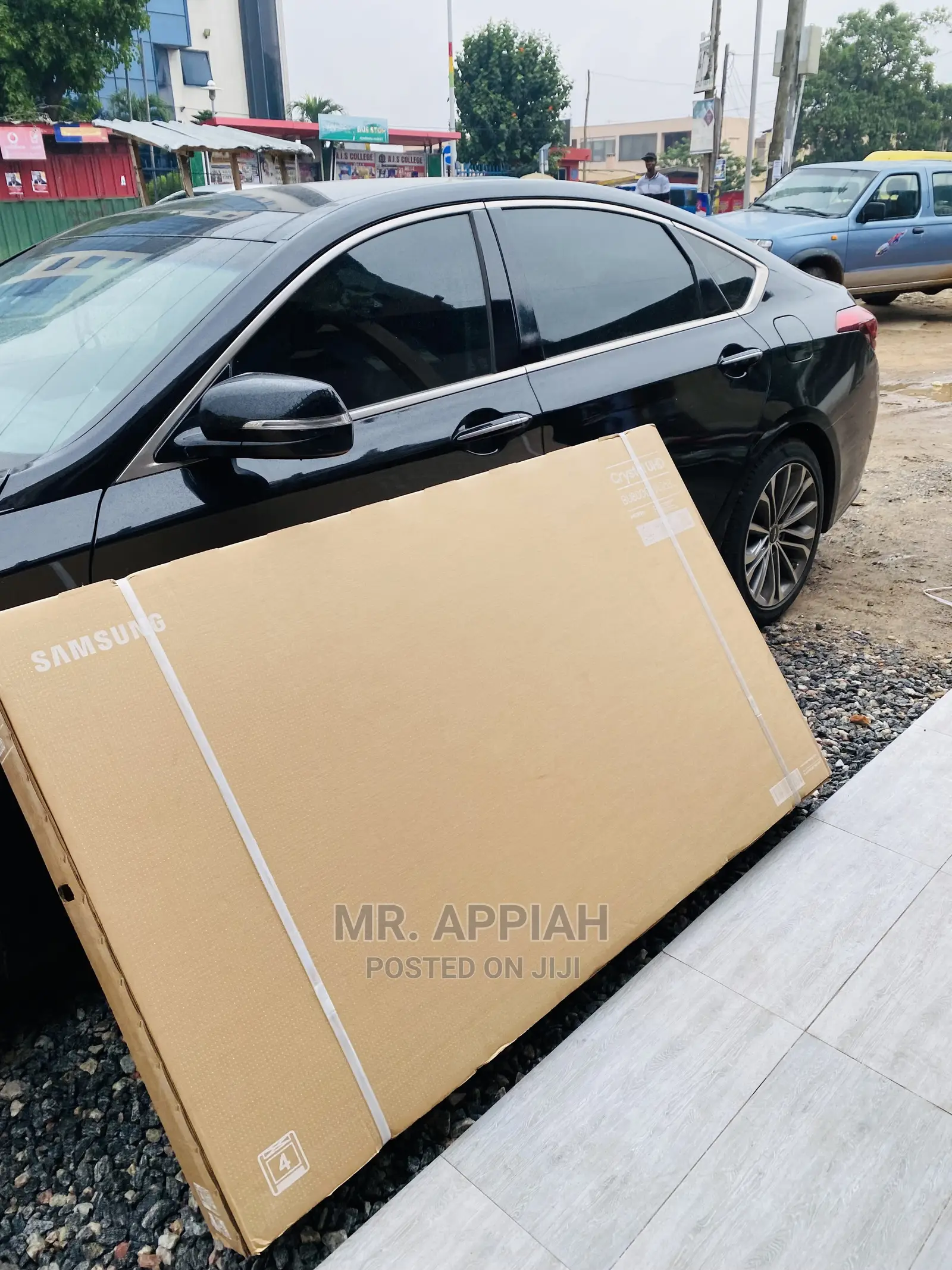 (65BU8072)High Quality Samsung Smart LED Tv(163CM).